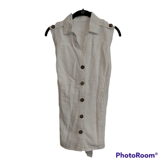 Unbranded white linen blend sleeveless button down with tie back - Picture 1 of 8